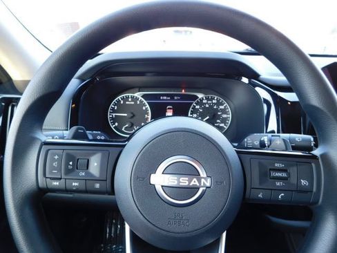 Certified 2022 Nissan Pathfinder S FWD image 13