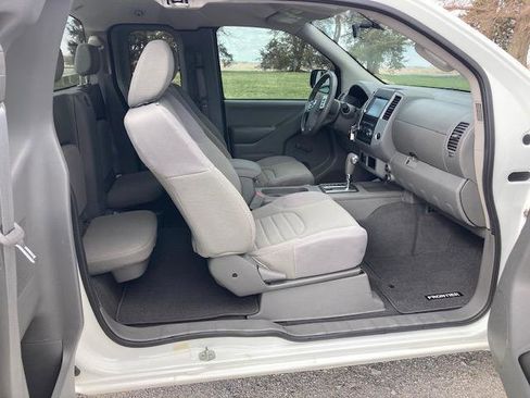 Used 2019 Nissan Frontier S image 33