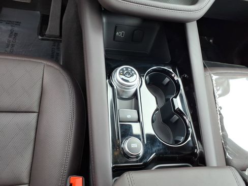 New 2026 Ford Explorer Platinum RWD image 17