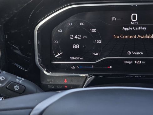 Used 2024 GMC Sierra 1500 SLT image 19