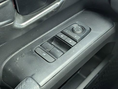 New 2026 Toyota Tacoma 2WD Xtracab image 16
