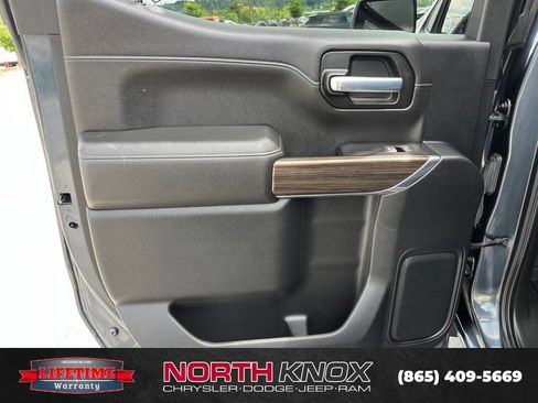 Used 2021 Chevrolet Silverado 1500 LT Trail Boss w/ Convenience Package II AWD/4WD image 16
