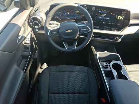 Certified 2026 Chevrolet Equinox LT image 11