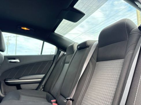 Used 2023 Dodge Charger SXT RWD image 15