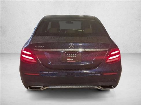 Used 2018 Mercedes-Benz E 300 image 6