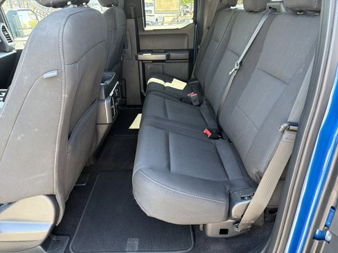Used 2018 Ford F150 XLT w/ Equipment Group 302A Luxury AWD/4WD image 26
