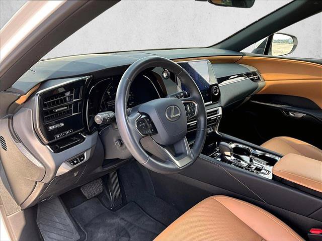 Used 2025 Lexus RX 350 FWD w/ Technology Package image 14