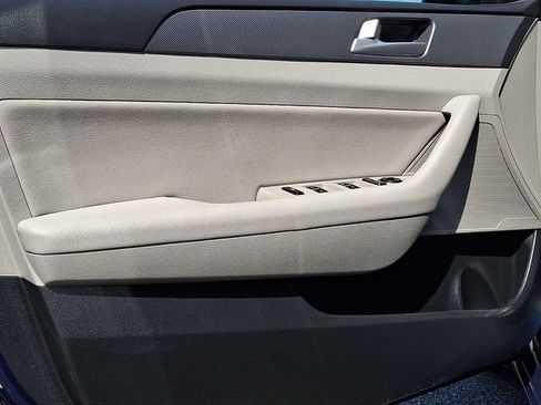 Used 2015 Hyundai Sonata SE w/ Option Group 09 image 12