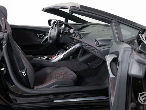 Used 2017 Lamborghini Huracan LP 580-2 image 38