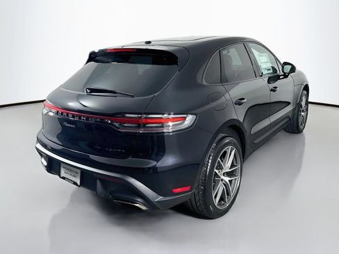 Certified 2026 Porsche Macan AWD/4WD image 9