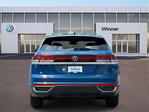 New 2026 Volkswagen Atlas Cross Sport SE AWD/4WD image 4