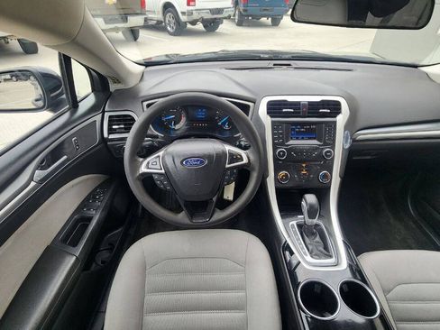 Used 2013 Ford Fusion S FWD image 12
