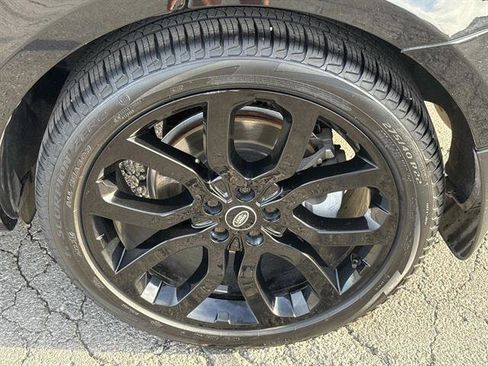 Used 2022 Land Rover Range Rover Sport HSE Silver Edition image 29