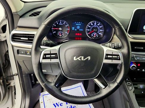 Used 2022 Kia Telluride EX w/ EX Premium Package image 14