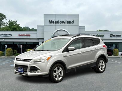 Used 2016 Ford Escape SE w/ SE Leather Comfort Package