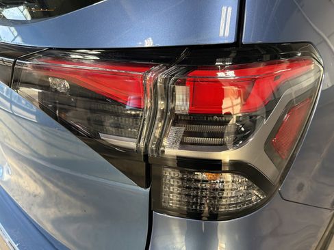 Certified 2025 Subaru Forester image 17