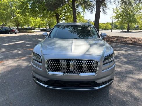 Used 2023 Lincoln Nautilus Reserve w/ Equipment Group 201A AWD/4WD image 8