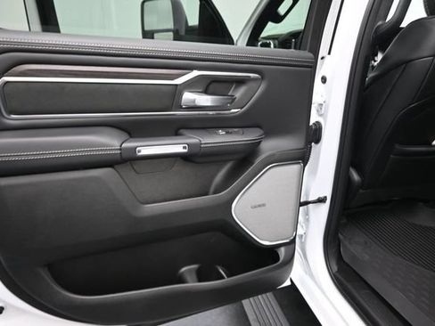 Used 2025 RAM 1500 Laramie AWD/4WD image 13