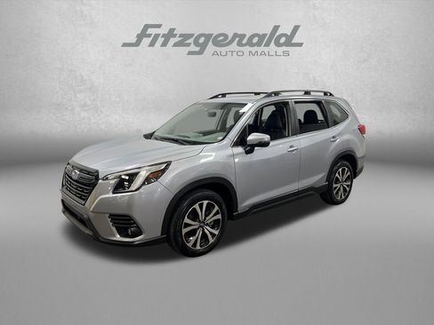 Used 2024 Subaru Forester Limited AWD/4WD image 1