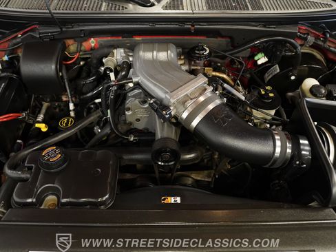 Used 2003 Ford F150 Lightning RWD image 40