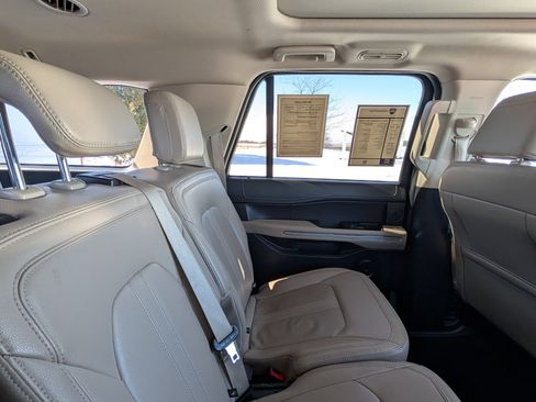 Used 2024 Ford Expedition Max Limited image 35