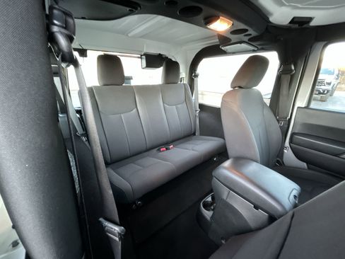 Used 2018 Jeep Wrangler Sport w/ Trailer Tow Group image 22