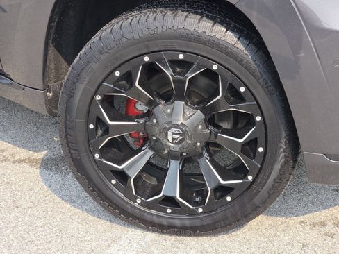 Used 2014 Jeep Grand Cherokee Summit AWD/4WD image 9