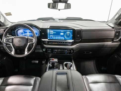 Used 2022 Chevrolet Silverado 1500 LT Trail Boss w/ LT Trail Boss Premium Package AWD/4WD image 31