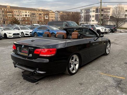 Used 2009 BMW 335i Convertible image 3
