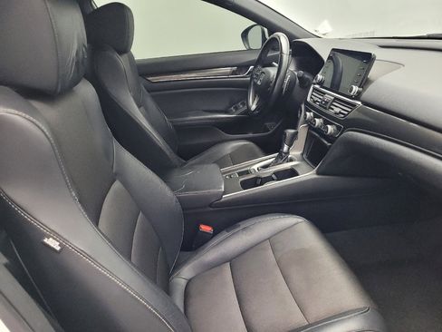 Used 2018 Honda Accord Sport image 21