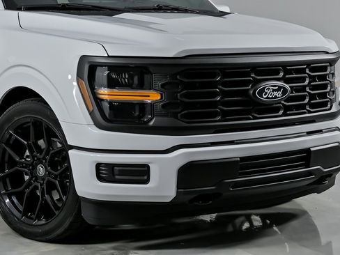 Used 2025 Ford F150 XL image 3