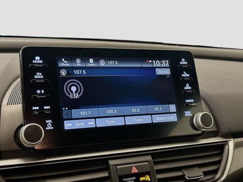 Used 2018 Honda Accord Sport image 21