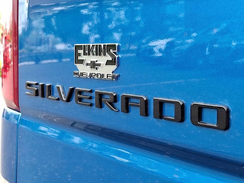 Certified 2022 Chevrolet Silverado 1500 LT w/ Z71 Off-Road Package AWD/4WD image 24