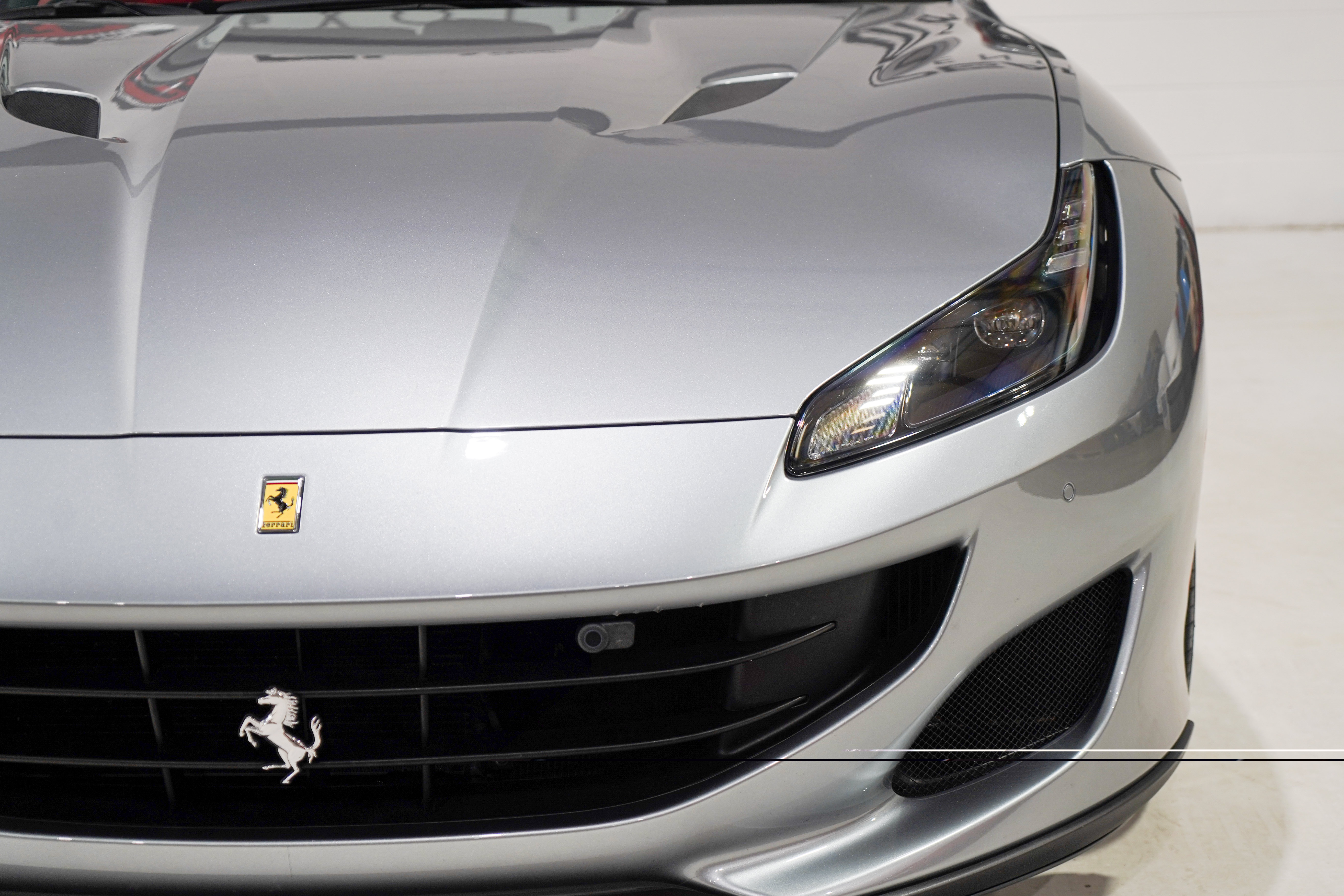 Used 2020 Ferrari Portofino RWD image 26