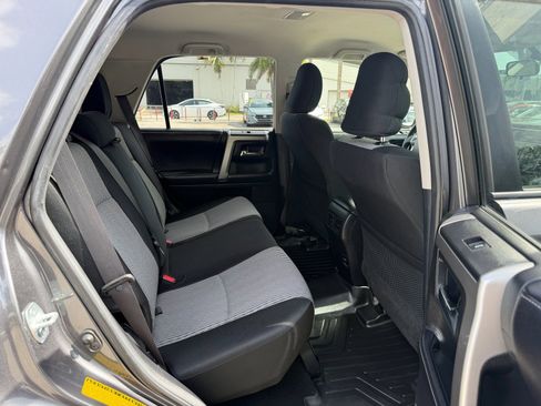 Used 2016 Toyota 4Runner SR5 RWD image 17