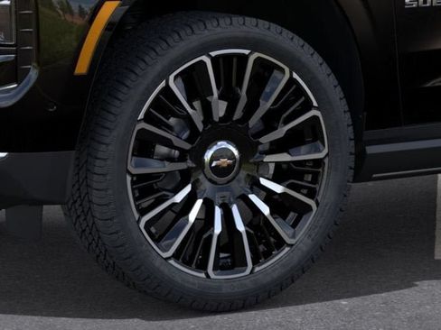 New 2026 Chevrolet Suburban High Country AWD/4WD image 9