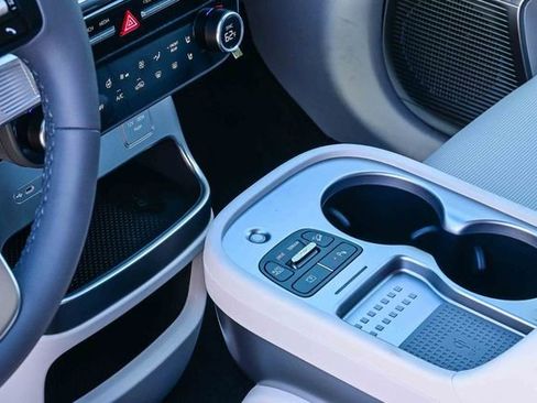 New 2026 Hyundai Ioniq 9 Limited image 25