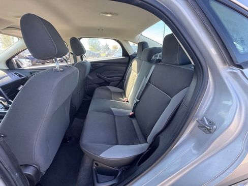 Used 2012 Ford Focus SE FWD image 30