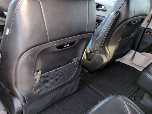 Certified 2024 Chrysler Pacifica Touring-L image 26