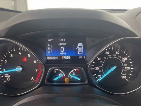 Used 2019 Ford Escape Titanium image 39