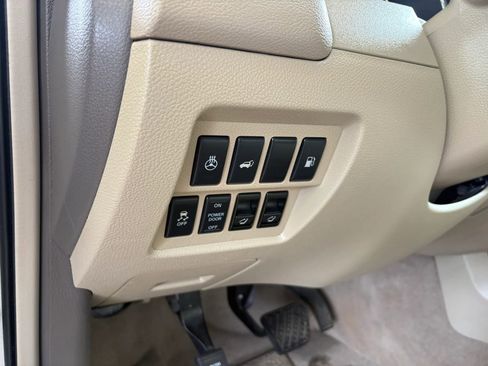 Used 2012 Nissan Murano LE w/ Platinum Pkg AWD/4WD image 16