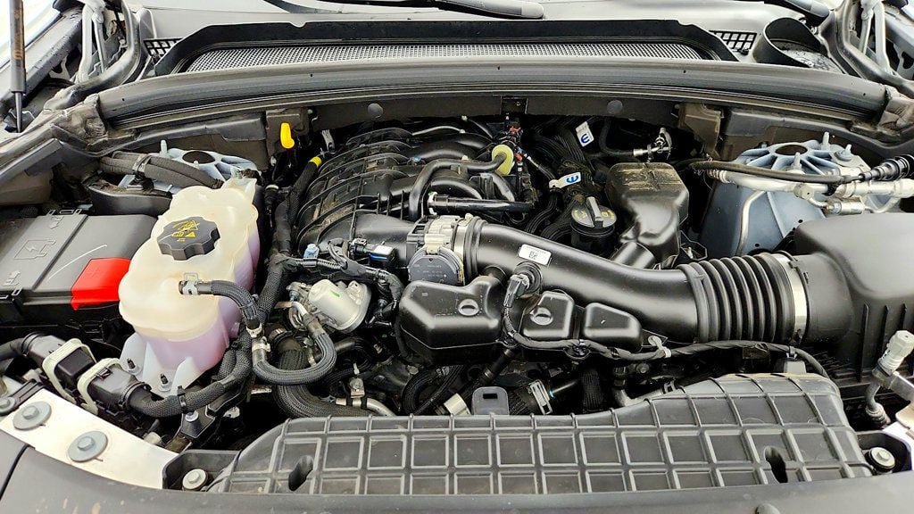 Used 2025 Jeep Grand Cherokee Altitude AWD/4WD image 27