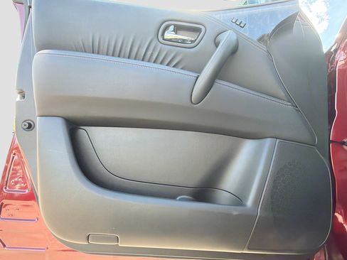 Used 2024 Nissan Armada Platinum w/ Captain's Chairs Package image 23