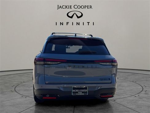 New 2026 INFINITI QX60 Sport image 4