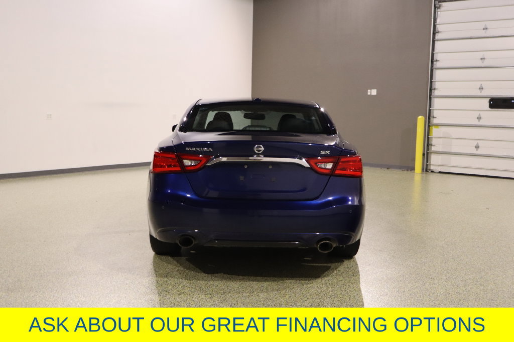 Used 2016 Nissan Maxima SR FWD image 9