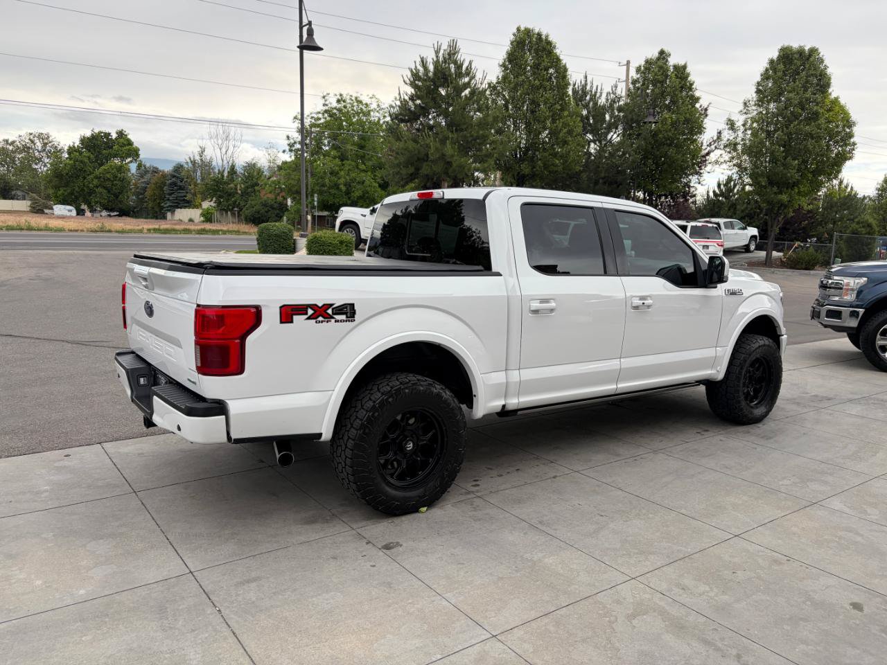 Used 2019 Ford F150 Lariat w/ Equipment Group 502A Luxury AWD/4WD image 37