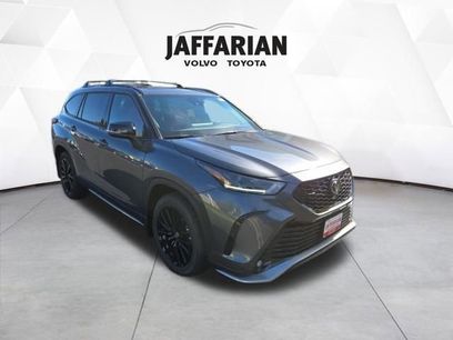 New 2025 Toyota Highlander XSE