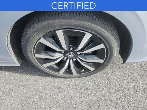 Used 2024 Honda Civic EX image 11