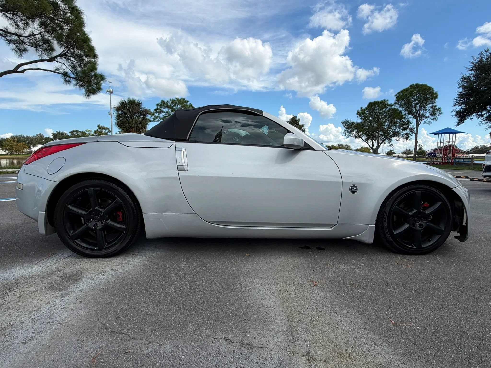 Used 2006 Nissan 350Z Enthusiast RWD image 8