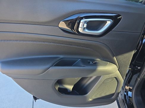 New 2026 Jeep Compass Latitude AWD/4WD image 17
